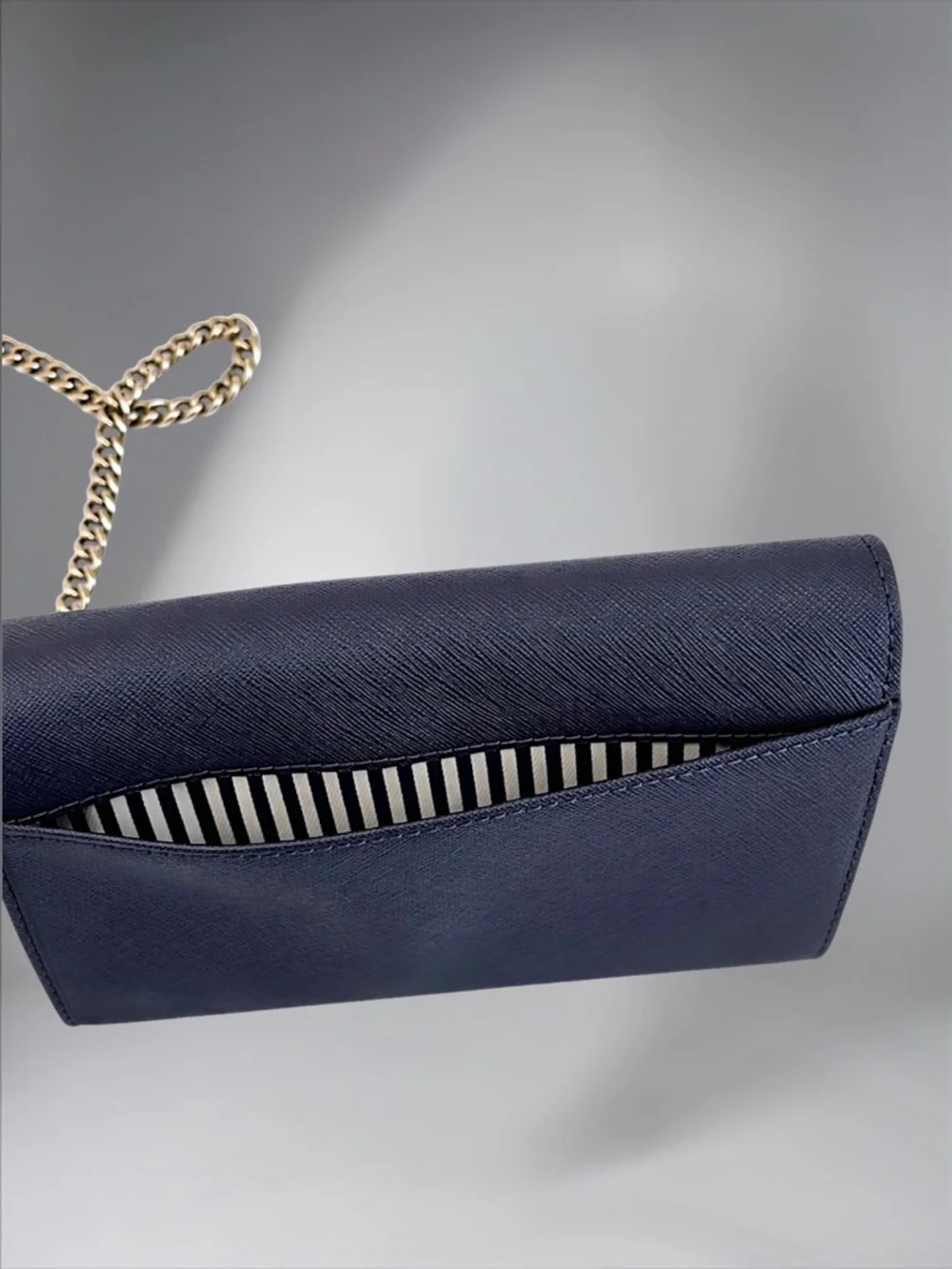 Kate Spade New York Spencer Flap Chain Wallet – Navy Saffiano Leather